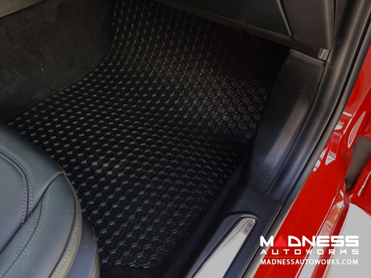 FIAT 500 Floor Mats All Weather Rubber Hexomat Front Set Black